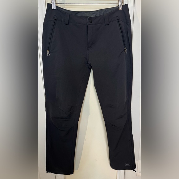 REI Pants - REI Woman’s Black trail pants-
Like new condition!